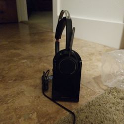 Plantronics Voyager Focus UC B825 bluetooth headset