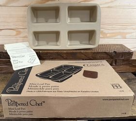 The Pampered Chef Stoneware Mini Loaf Pan