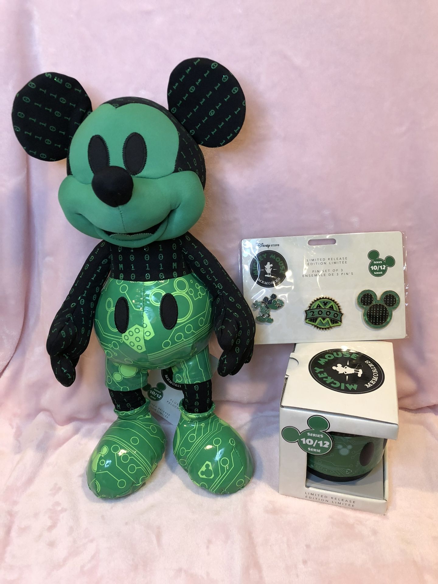 TODO EMPEZÓ CON UN RATON: Mickey Memories 90 Aniversario - Mami 3.0