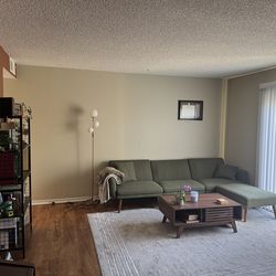 Stylish Mid-Century Modern Couch with Chaise in Forest Green