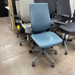 Steelcase Gesture Executive Office Chair Blue Elmosoft Leather SKU5167
