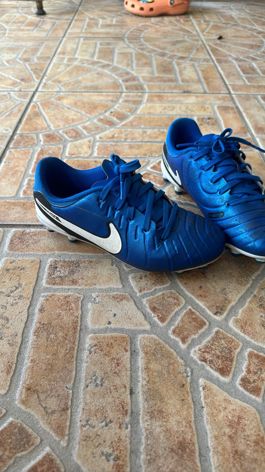 Kids cleats Nike