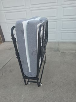 PORTABLE BED new  285 2 people fit