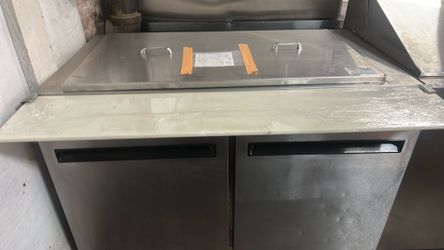 Refrigerated Prep Table