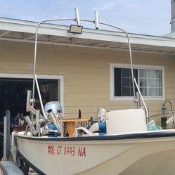 13ft.  Boston Whaler