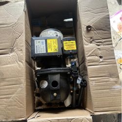 Everbilt 3/4 HP Cast Iron Convertible Deep Well Jet Pump Store