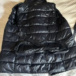 DKNY Black Vest Size  Large