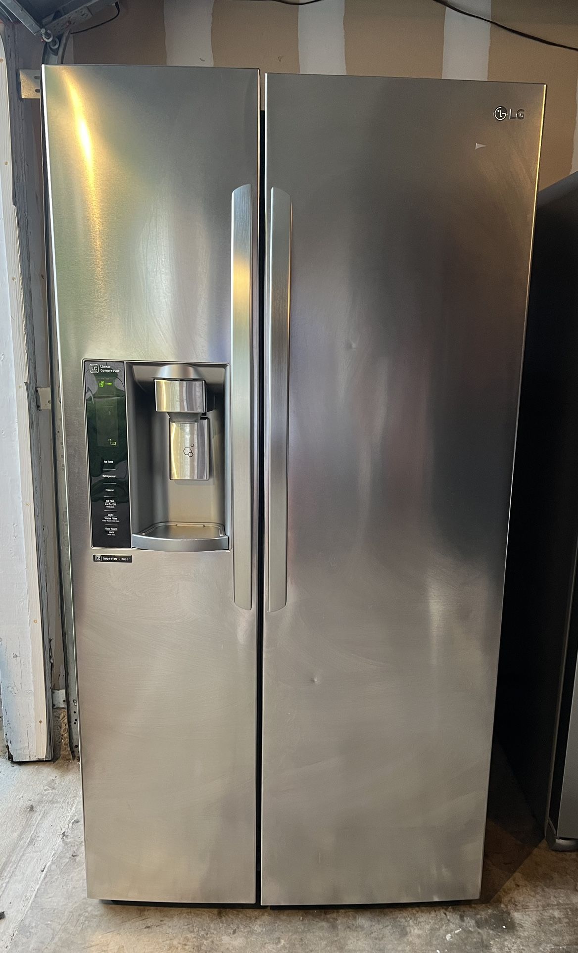 LG Side-By-Side Refrigerator - Like New