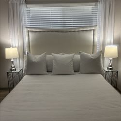 Bedroom Set (Mattress & Box Spring Not Included) 