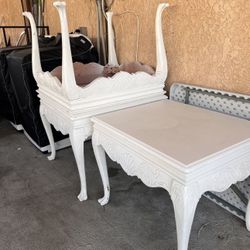 Elegant White Vintage Side Tables – Set of 3 