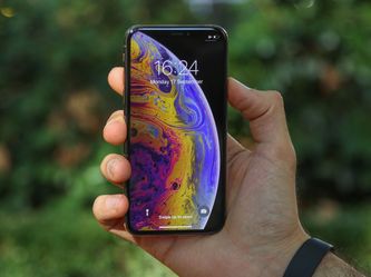 Apple iPhone XS Max | Smooth, Sleek & Affordable!