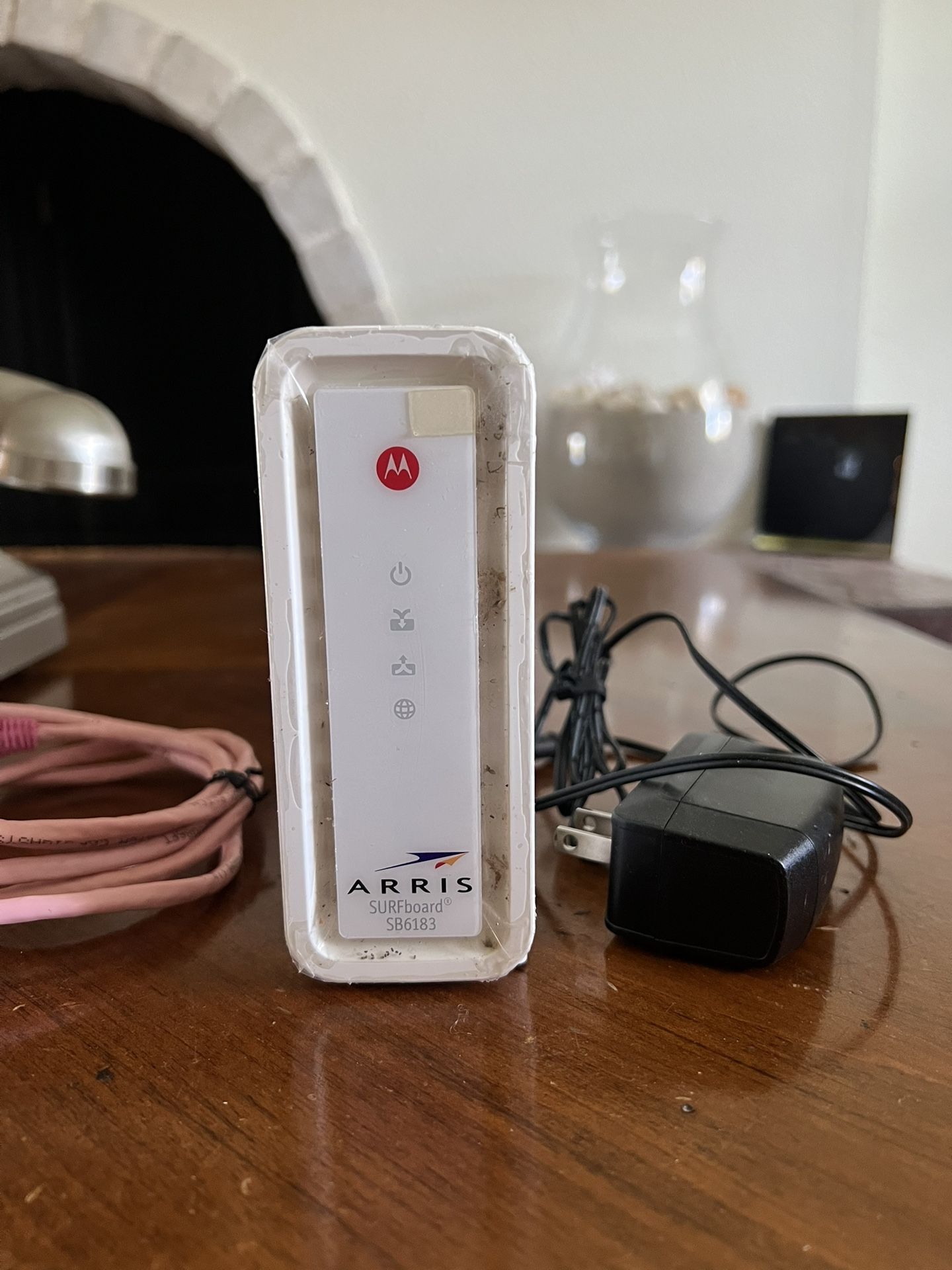 ARRIS SURFboard SB6183 Cable Modem, White