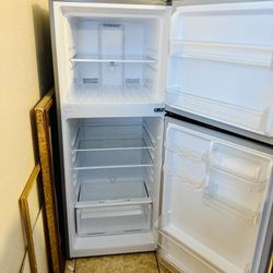 Small Refrigerator 