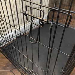 Crate Pet Carrier Large H30”, D28”, W42”. 2 doors. Foldable. In Boca Raton