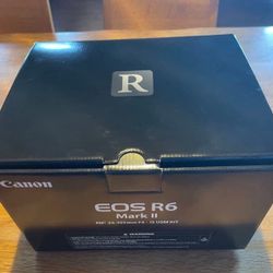Canon EOS R6 Mark II RE 24-105mm F4 L IS USM KIT