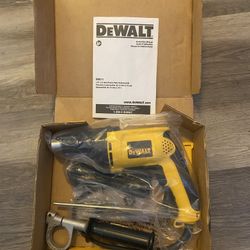 Dewalt The DEWALT 1/2 in. Variable Speed Reversible Hammer Drill features a high-performance 7.8 Amp motor that provides overload protection. This dua