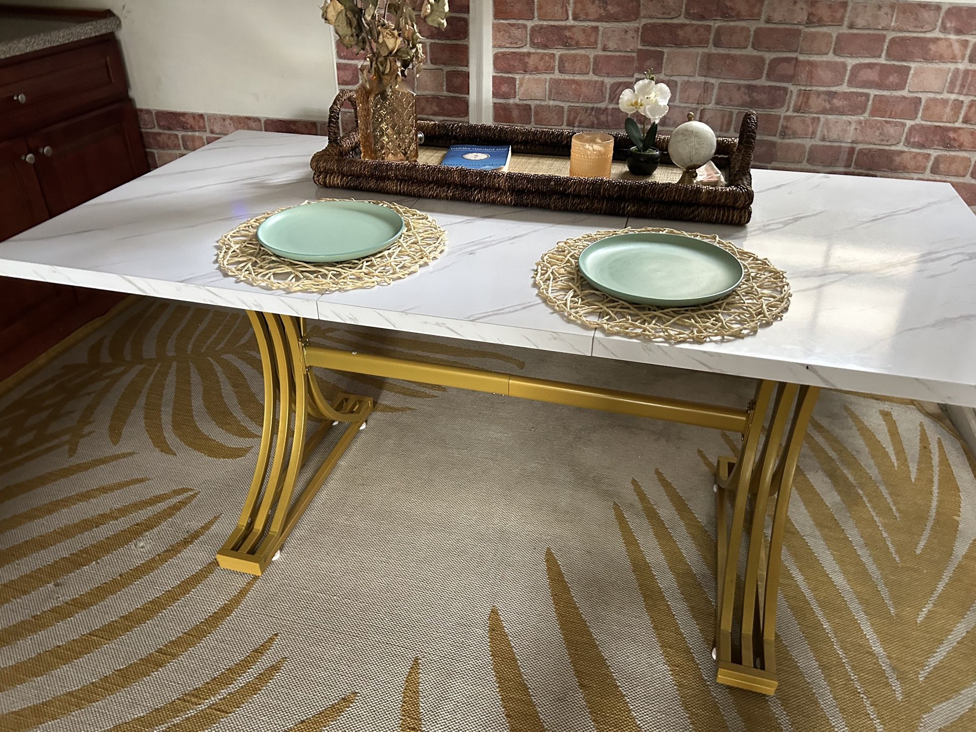 White And Gold Table