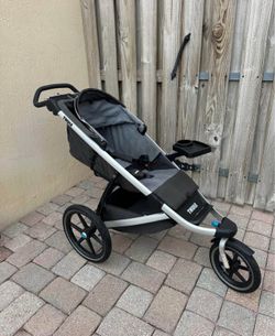 FOR SALE: Thule Urban Glide  Jogging Stroller