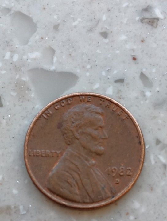 1982 D, Lincoln Cent Small Date 