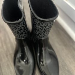 MK Rain Boots Size 9
