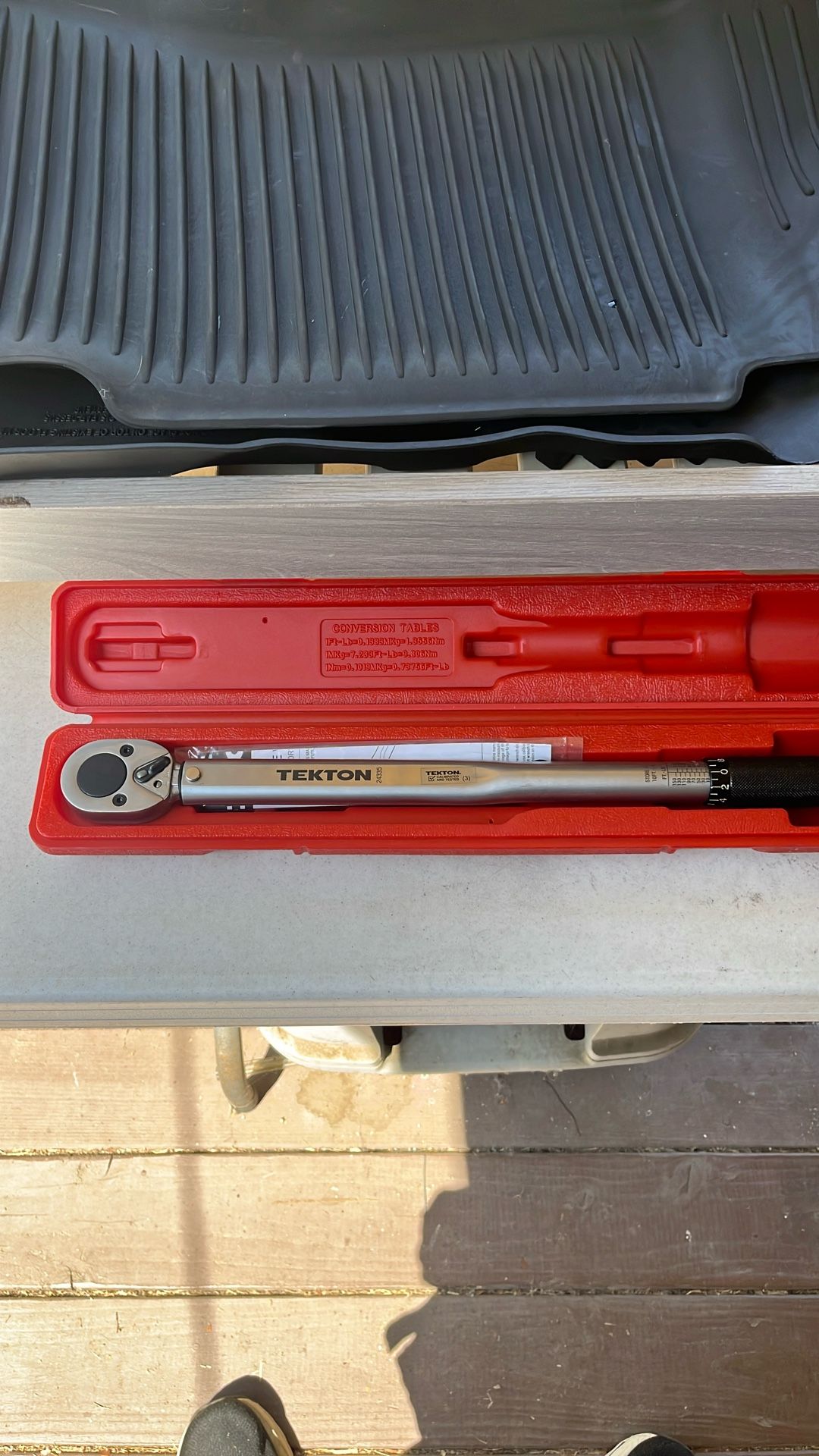 TEKTON 1/2 Inch Drive Micrometer Torque Wrench (10-150 ft.-lb.) | 24335