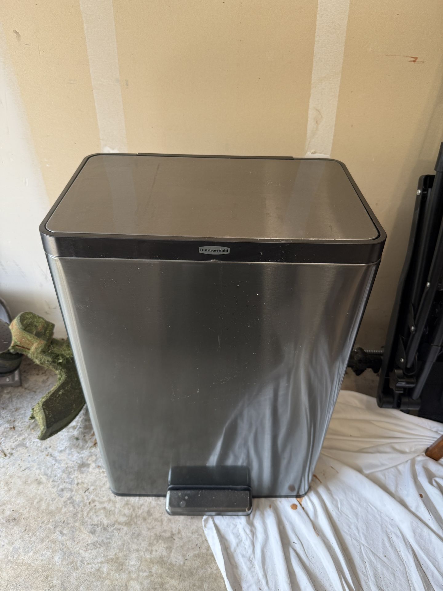 Stainless Steel Garbage And Recycle Bin