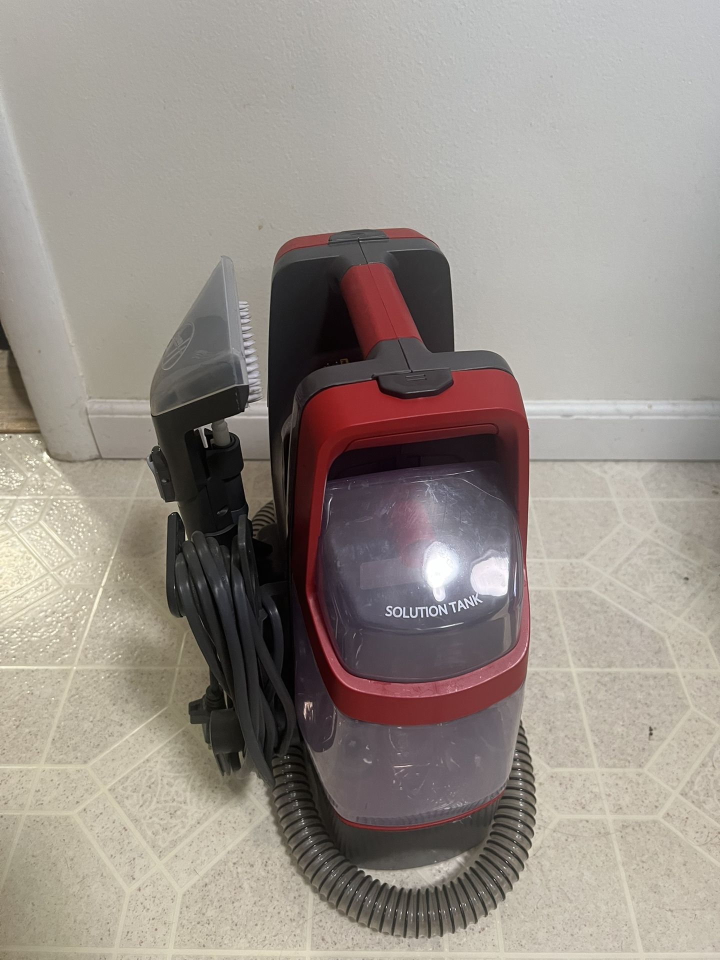Spotless carpet Cleaner
