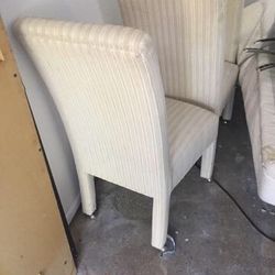 3 Kitchen Table Chairs