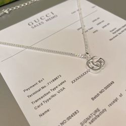 Classic Women's Necklace