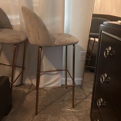 4 Gray Stools