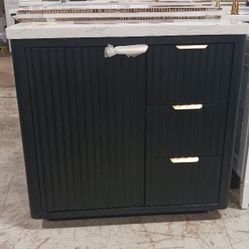 SALE🔥 36" Bathroom Vanities In Different Styles And Sizes, Starting From $180 And UP!