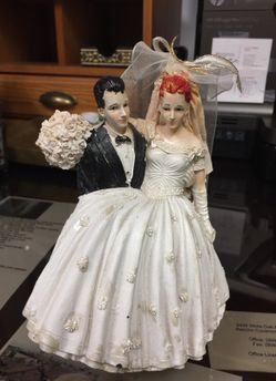 Wedding topper hard plastic