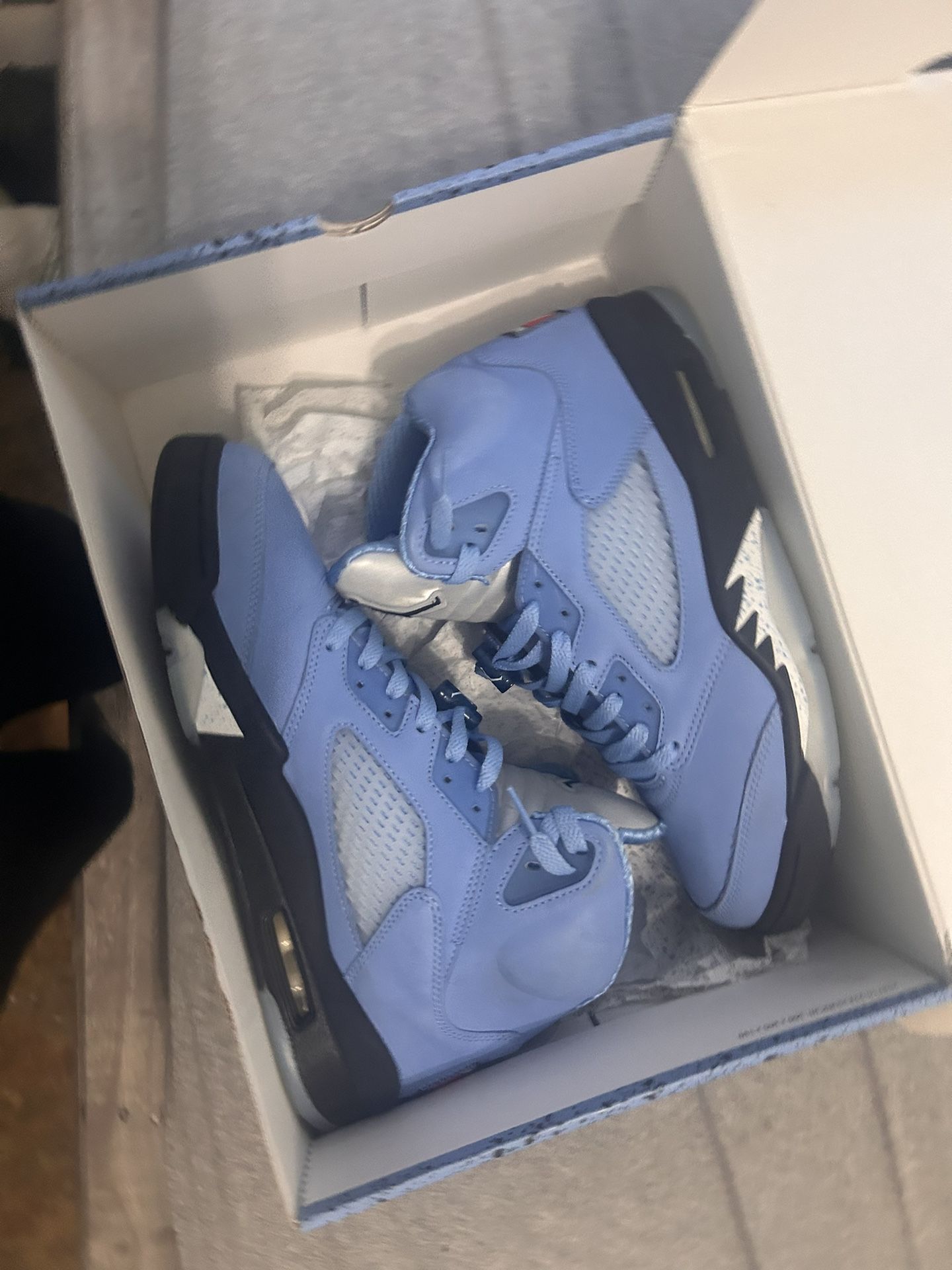 Jordan 11 Unc