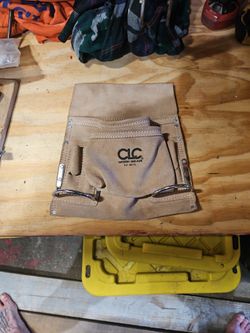 2 Pocket Carpenter Pouch Brand New
