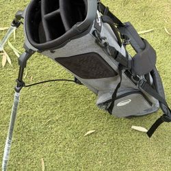 Sunday Golf El Camino stand/walk bag BRAND NEW
