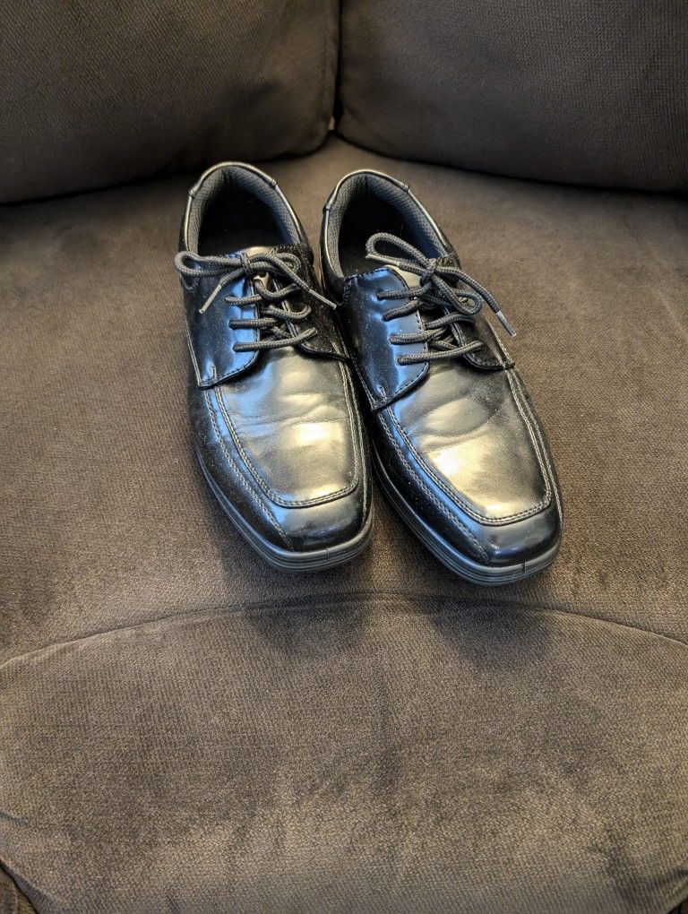 Boys Dress Shoes Size 4 1/2
