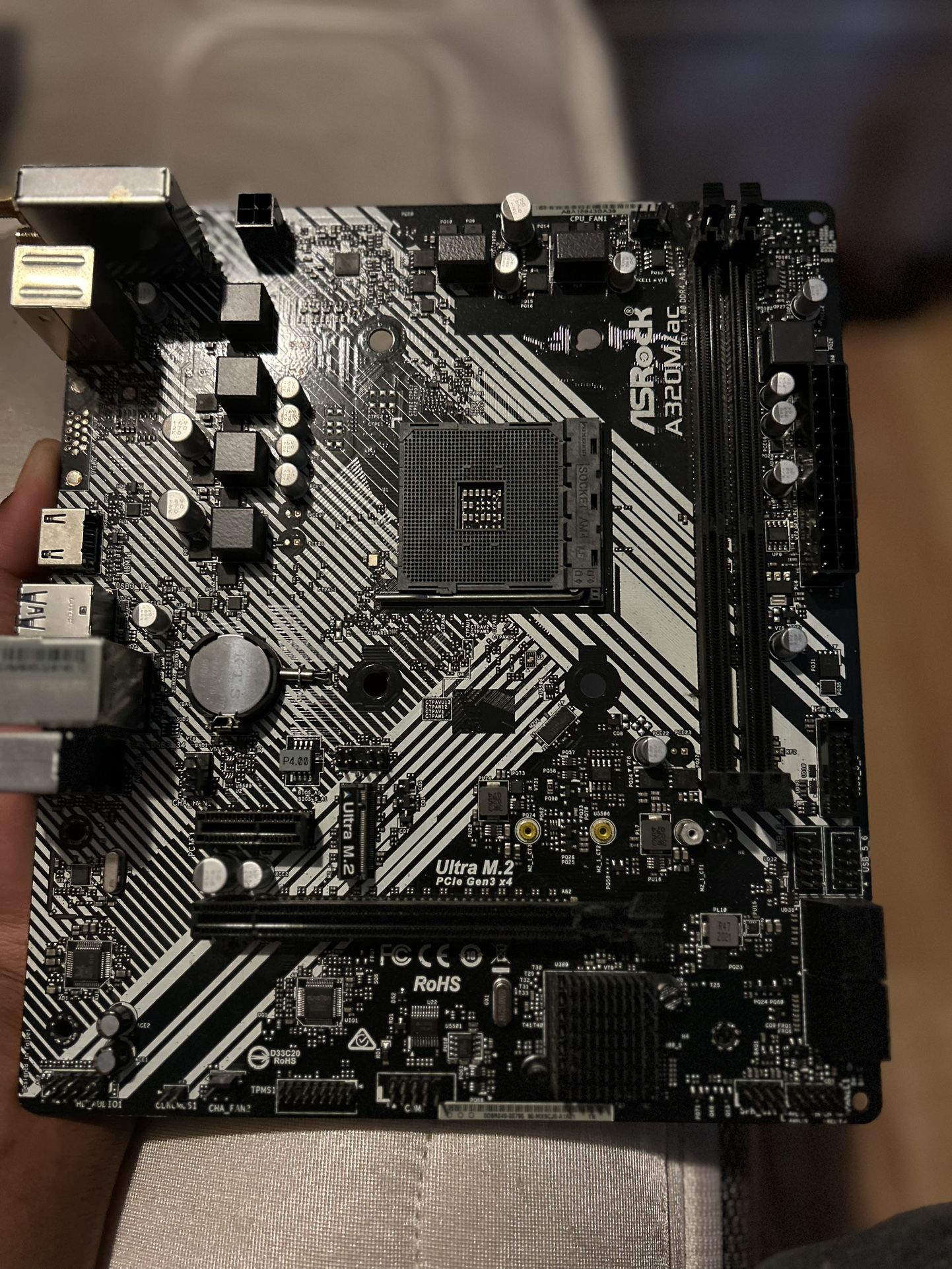 ASROCK A320 ultra m 2 pcie gen3 x4 motherboard