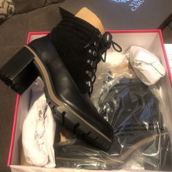 Vince Camuto Women Boots