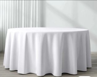 White Tablecloths and Light Blue Table Runners