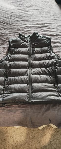 REI Mens Insulated Vest - SZ. LRG