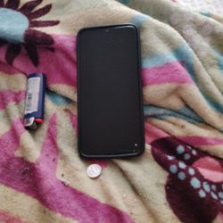 A Knew Metro Phone Double Hybrid Camera TCL Phone