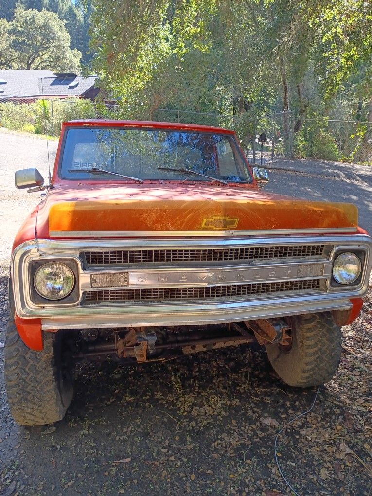 1969 Chevy Custom  4x4  Pick Up Truck