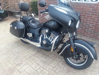 2017 Indian Chieftan Dark Horse Thunder Black Smoke