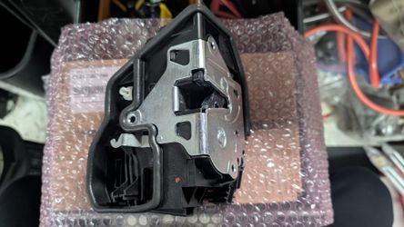BMW New OEM Front Right door lock actuator Fits Many Models 