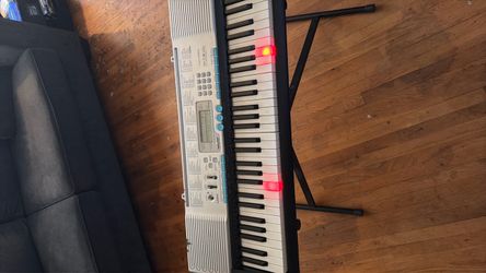 Casio LK-280 Light-Up Key Keyboard