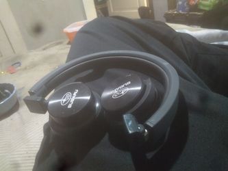 Subaru Headphones