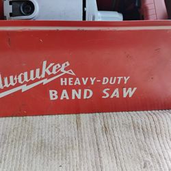 Milwaukee Portable Band Saw