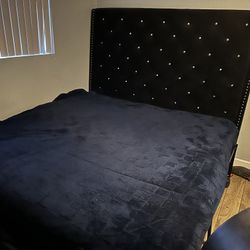 King Size Tuffted Bed Frame