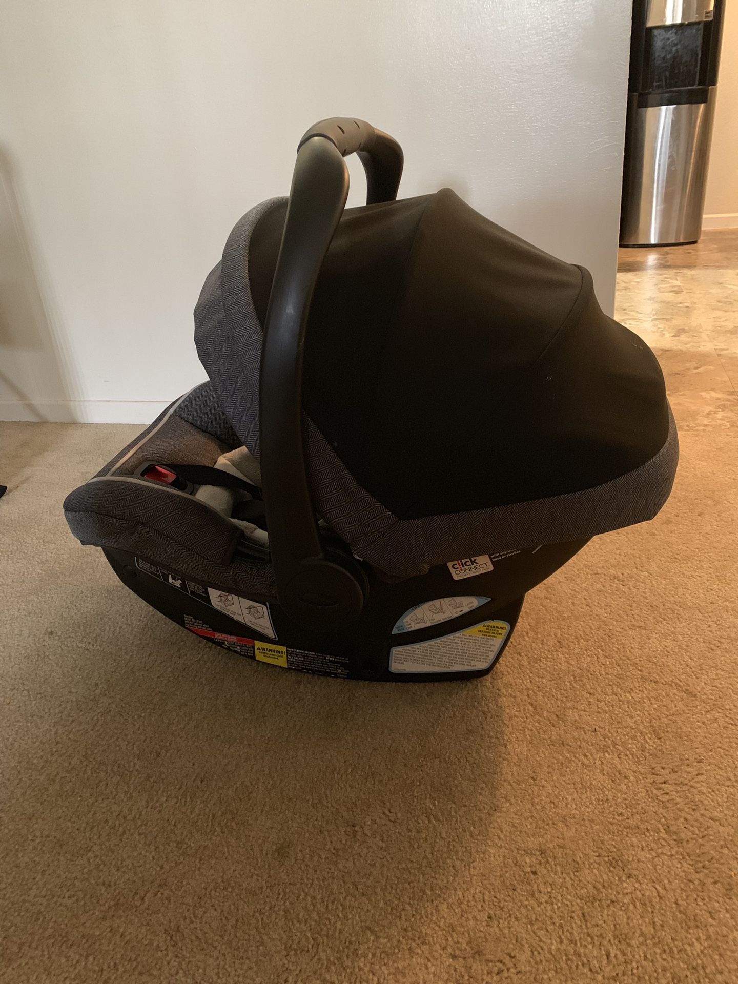 Graco Snugride 35 car seat and base and stroller