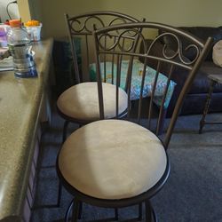 2 Chairs